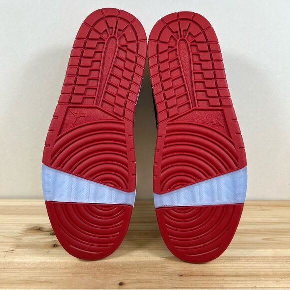 Jordan NU Retro 1 Low Nike Sneakers Mens 10 Black White Varsity Red NEW with Box - Picture 8 of 11